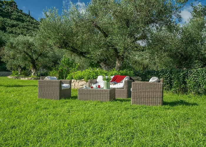 San Antonio Villas Pandokrator